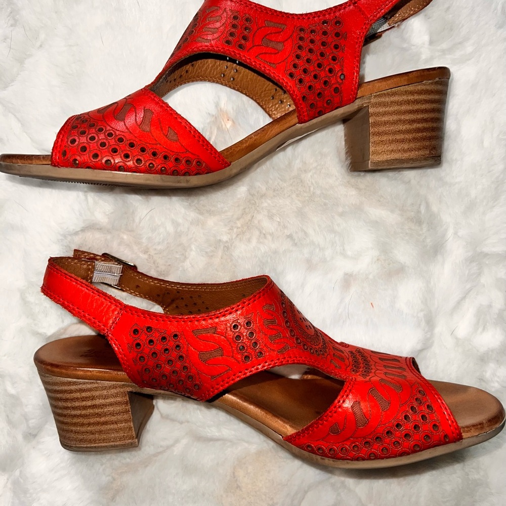 Spring Step Red Leather Sandals